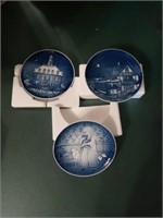 3 COLLECTIBLE MINIATURE PLATES