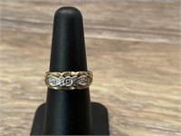 14k Gold Ring with two small diamonds missing
