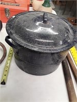 GRANITE WARE CANNER WITH LID AND RACK