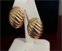 Gold 14k 4.4 G Earrings