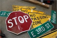 20 Various Road Signs