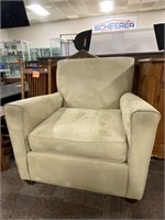Klaussner Home Furnishings Upholstered Arm Chair