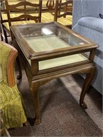 Lift Top Display Case End Table