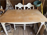 Metal/wood Dining table and 4 matching chairs