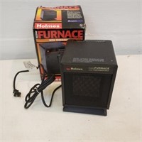 Holmes Insta Furnace with thermostat, 1500 watt