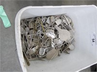 1 pail laundry pins