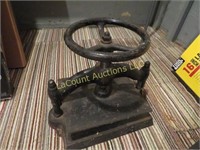 Vintage Heavy cast Press marked B 4