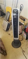 Windcurve Tower fan oscillating 
Timer, 3 speed