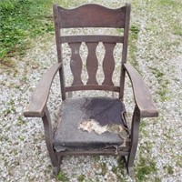 Vintage wood rocking chair with seat