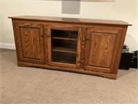Ouality Oak TV Stand