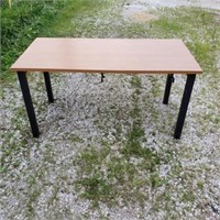 Desk or table; straight or L shape; black, metal..