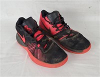 Nike Zoom H+h Kyrie Red & Black Size 11 Vo1