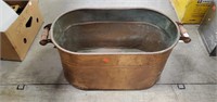 Vintage Copper Tub - Tarnished