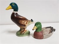 (2) Ducks