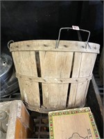 Wicker basket small to medium size