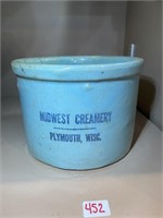 Midwest creamery Plymouth Wisconsin small crack
