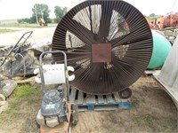 barn fan and power washer