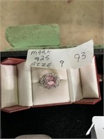 Pretty dinner ring Marked 925 size 9
