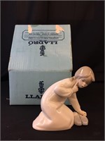 Lladro Figurine No.523