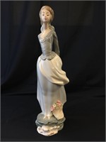 Lladro Figurine No.4922