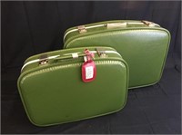 2 piece Vintage Green hard shell luggage