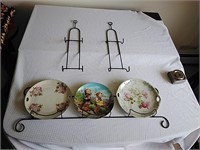 set of 3 plate holders to hang on wall, includes