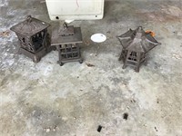 Four pagoda lantern