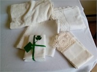 Linens and lace lot