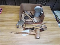 Vintage kitchen tool lot 1