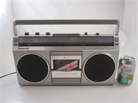 Radio portative Panasonic (cassette défectueuse)