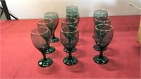 10 pc. Wine glasses green with gold trim