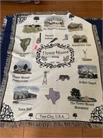 FLOWER MOUND THROW BLANKET