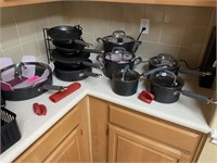 LARGE LOT OF PAMPERED CHEF COOKWARE