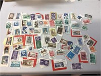 Apx 200 mixed stamps by scale weight count