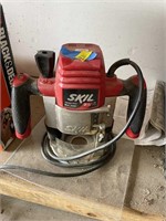 L -  Skil Corded Router