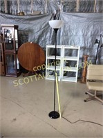 6’ tall black modern floor lamp, test good