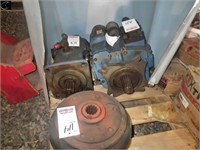 Eatons Hydro Static Pump and Motor w/ Coupler