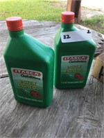 (2) Quarts of 2 Cycle Oil