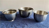 11 STAINLESS MIXING BOWLS