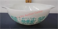 Pyrex Turquoise Butterprint 7.5 in. Cinderella