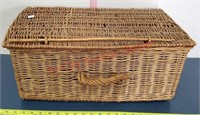 VINTAGE wicker Woven Suitcase Trunk Basket for