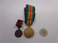 2 médailles<
1 Bronze
1 War 1914-1919