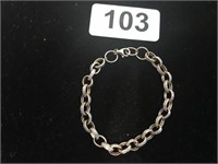 8" NICE SIVLER BRACELET WITH PRETTY DETAIL