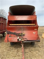 Forage King model 16A forage wagon