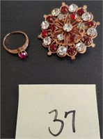 Vintage Rhinestone pin, Gold "ruby" ring
