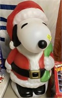 LARGE SNOOPY BLOW-MOLD