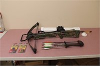 Horton crossbow w/accessories