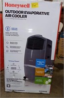 Outdoor evaporative air cooler