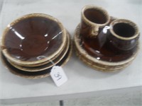 COLLECTION OF POTTERY DISHES