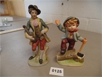 2 Figurines